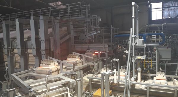 Ritzenhoff installs Horn Glass furnace