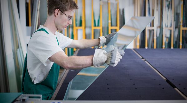 Glass Technology Services secures robotics funding