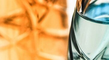 French cosmetics sector expresses support of glass industry