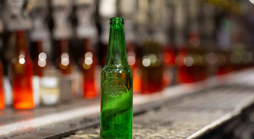 The project will see 1.4 million bottles of Heineken produced using up to 100% recycled glass and low carbon biofuel.