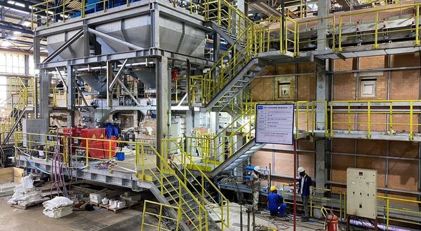 Horn starts heat-up process of Frigoglass´ 300 tpd furnace