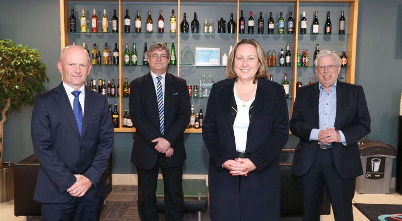 From left: Encirc MD Adrian Curry, with British Glass Dave Dalton, Anne-Marie Trevelyan MP, and Richard Katz of Glass Futures.