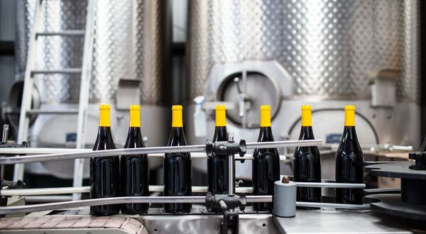Stoelzle Flaconnage targets carbon savings with digital technology