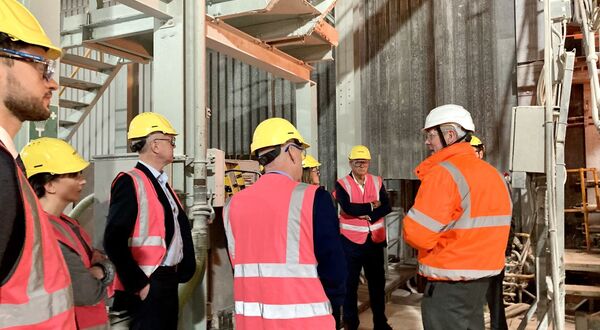 Pilkington Runs Furnace on Hydrogen in Five-Day Trial