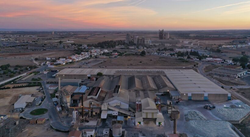 The €30 million renovation of O-I's Seville, Spain facility is focused on energy efficiency and its environmental footprint.