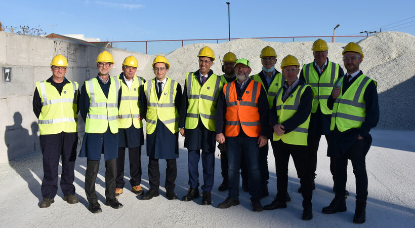 Representatives from Ardagh and British Glass spoke with Ed Miliband at the former's Doncaster plant.
