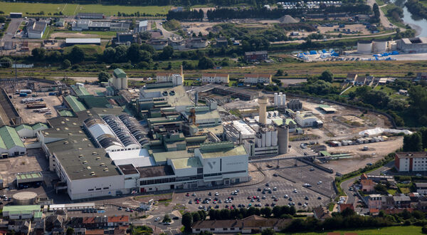 Verescence in electric furnace glass decarbonisation plan