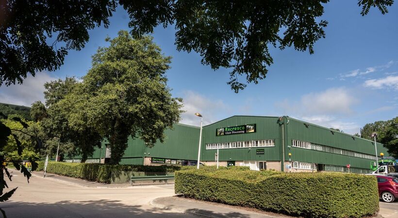 The collected glass will sorted and processed at Recresco’s Cwmbran plant in Wales, UK.