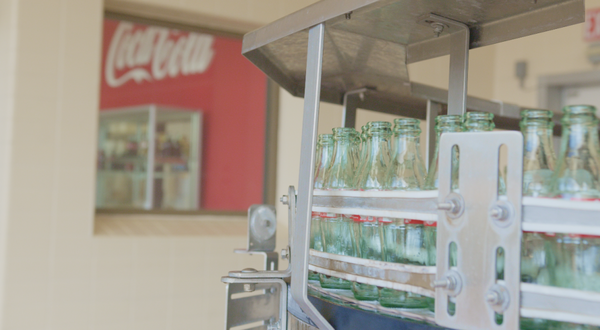 Coca-Cola United partners with O-I