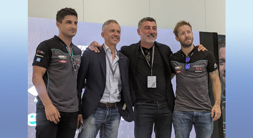 Dow representatives Jean-Paul Hautekeer (middle left) and Enrico Cutri (middle right) with Jaguar TCS Racing drivers Mitch Evans (left) and Sam Bird (right).