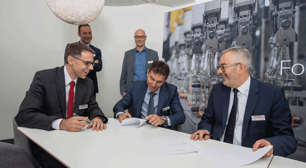 Emhart and Vertech' form digital glass manufacturing partnership