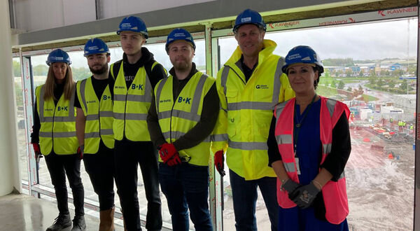 Glass Futures welcomes first ever apprentices