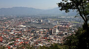 Heye and Mexican glass group Sivesa celebrate golden anniversary