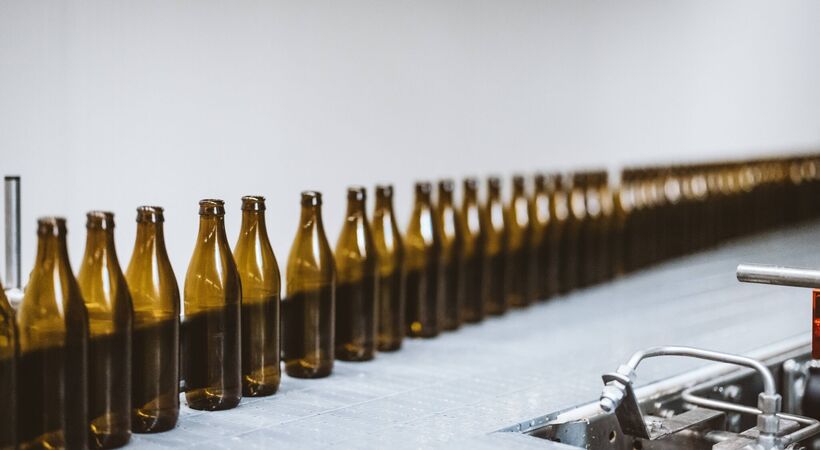 Vetropack's new standard lightweight bottles can be refilled up to 20% more often. [Photo: ﻿Vetropack Holding Ltd / Schafranek Foto & Film]