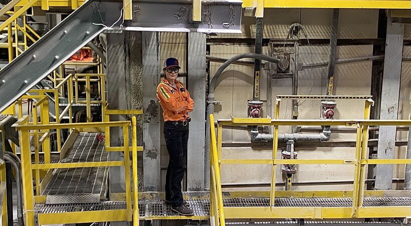 We hear from women at Verallia, O-I, Şişecam, Ardagh Glass Packaging, PaneraTech, Stoelzle Glass Group and Saverglass. [Above: Alyssa Bender, Batch and Furnace Manager at O-I.]