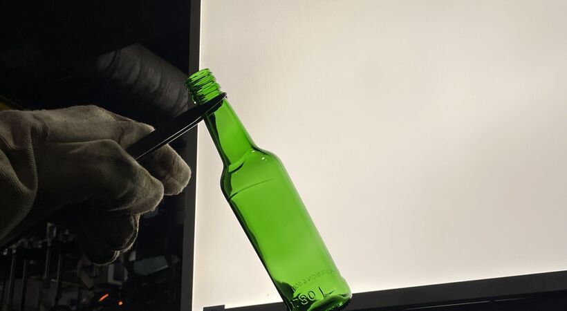 Glass manufacturers O-I, Ardagh, Encirc, Pilkington and Guardian and refractory supplier DSF Refractories & Minerals part in the Glass Futures alternative fuels trials.