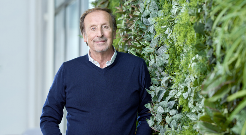 Orora glass President retires