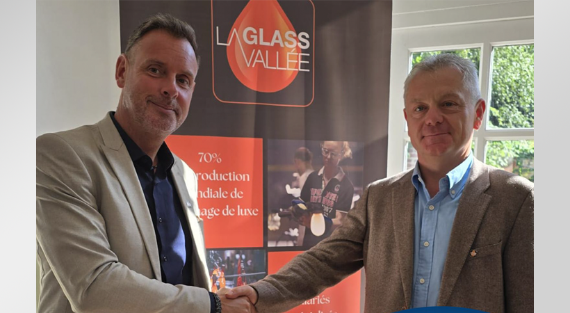 From left to right: Frédéric Nio, Group Business Development Director at the Rondot Group, and Stéphane Franconville, President of La Glass Vallée and the Meca Glass Group. (Image: Rondot Group)