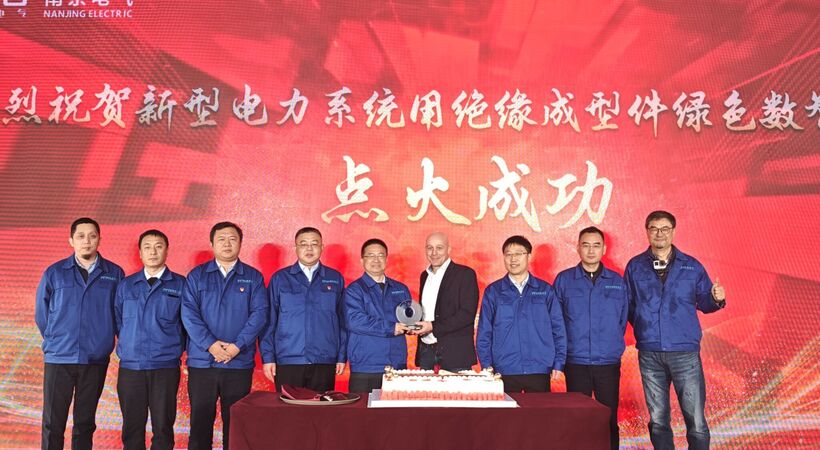Sorg delivered a regenerative end-port furnace to Nanjing Electric Technology Group in China.