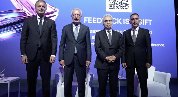 Şişecam holds 40th International Glass Conference in Turkey