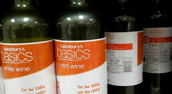 UK supermarket to increase use of glass bottles?