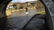 Glass industry supports Yorkshire woman to paddleboard the width of the UK