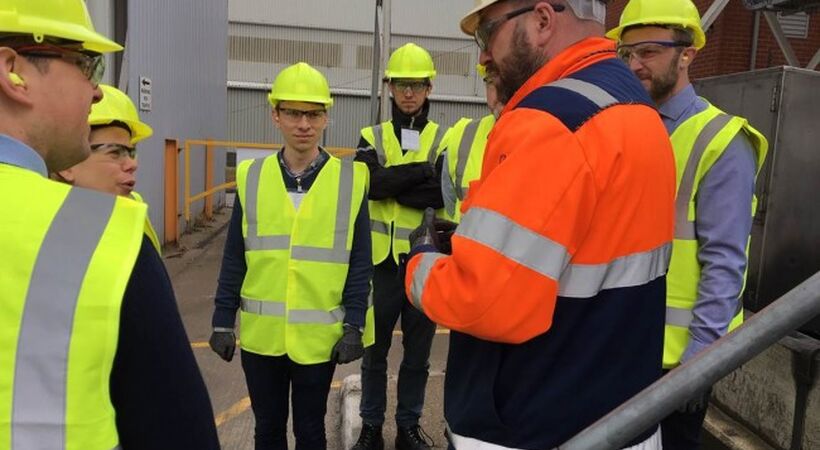 British Glass member hosts UK government department to discuss industry’s future