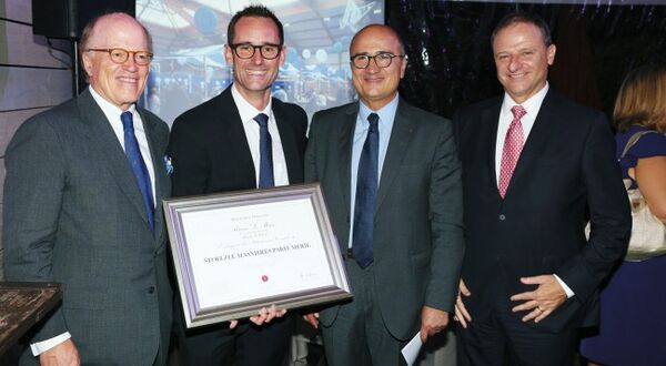 Stoelzle Masnieres Parfumerie receives heritage award for 200 years