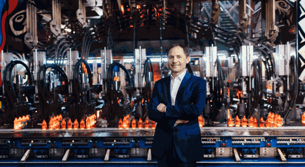 Oliver Wiegand named Phoenix Award’s Glass Person of the Year
