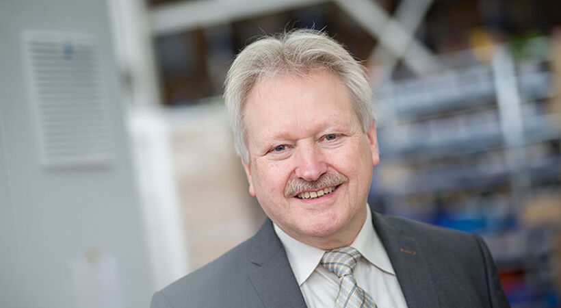 futronic Managing Director Wolfgang Lachmann is retiring