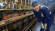O-I’s glassmaking for Heinz Mayonnaise is featured in BBC’s ‘Inside the Factory’