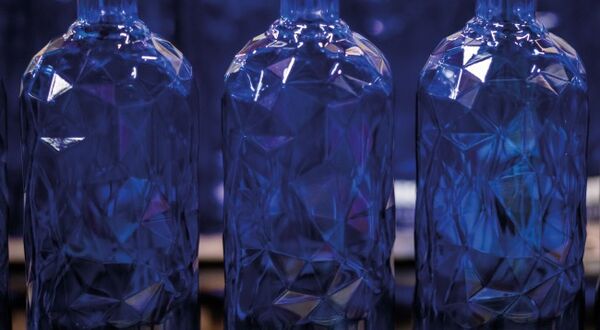 Absolut Facet limited edition bottle made by Ardagh