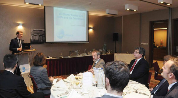 Glass industry discusses its future with MEPs